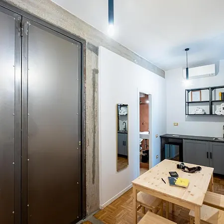 Guest house Mytinyhome Festina Lente