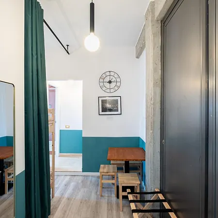 Gasthof Mytinyhome Festina Lente *