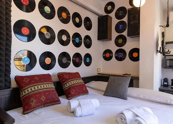 Penzion Mytinyhome Festina Lente 4*